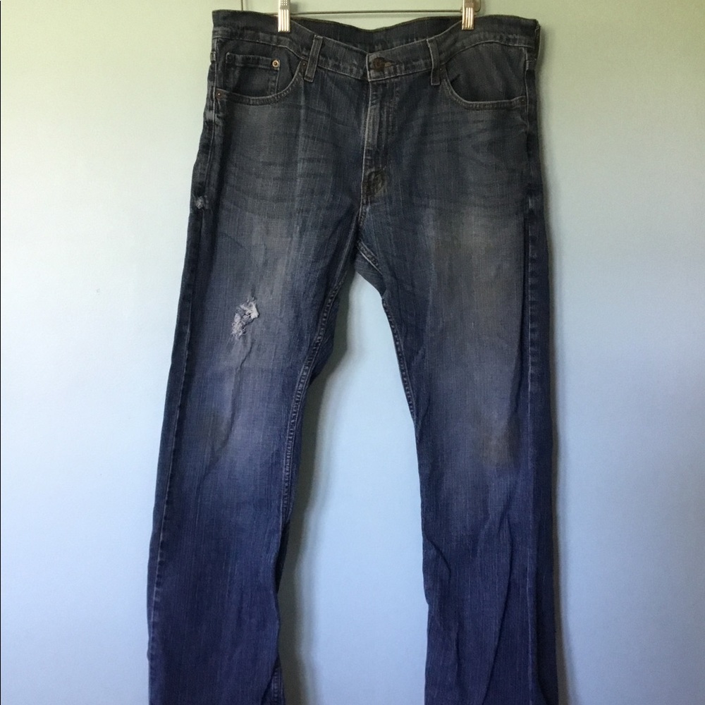 Men’s Levi’s signature jeans W38 L32 distressed